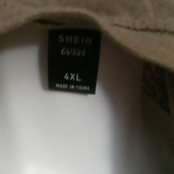 Olive graphic tee - Picture 3 of 4